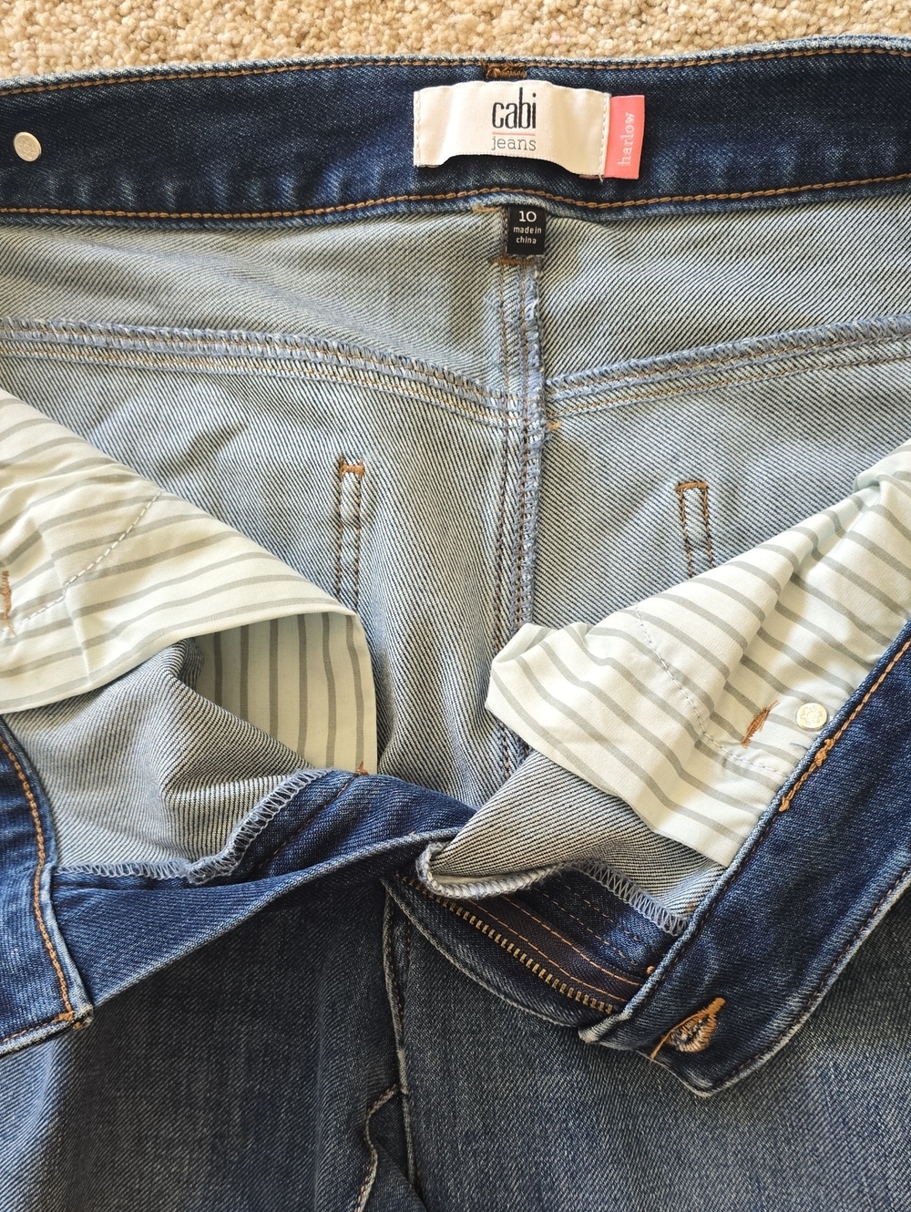 CAbi Harlow Jeans - Picture 3 of 5
